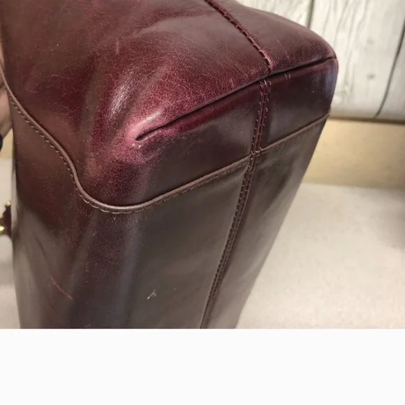 HOBO Charlie Merlot Leather Shoulder Bag - Picture 7 of 11